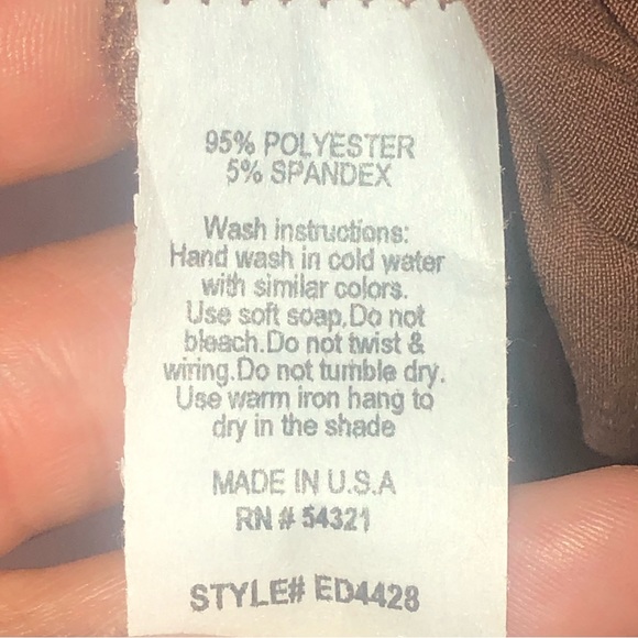 Halter Midi Dress- size large- NWT- $30 - Picture 7 of 8